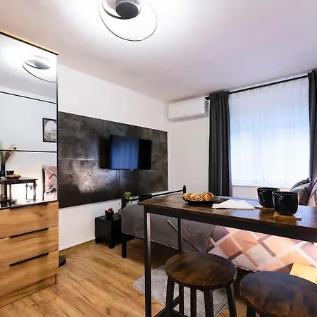 Blackwood Haven: Modern Escape Zagreb Exterior photo