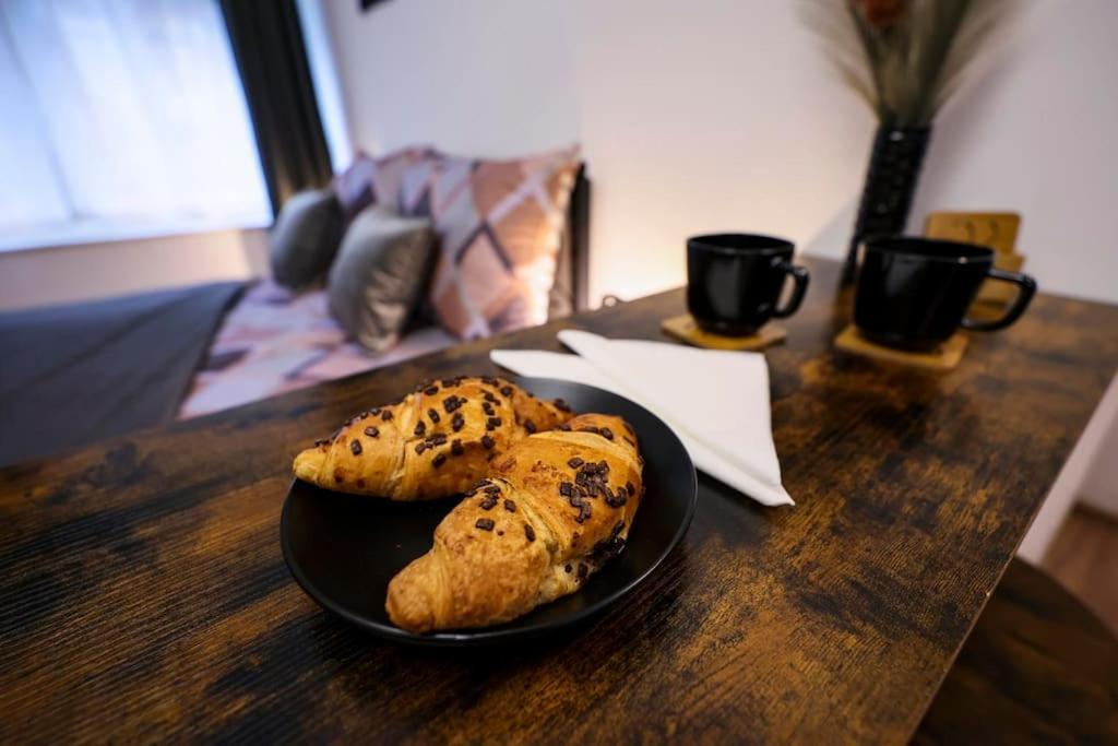 Apartment Blackwood Haven: Modern Escape Zagreb