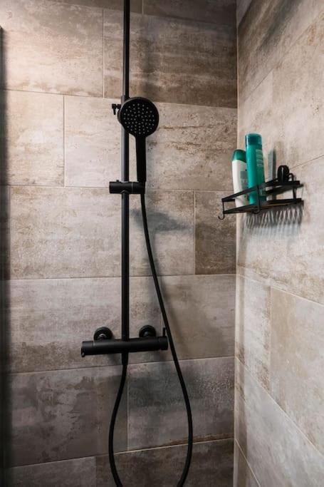 Blackwood Haven: Modern Escape Apartment Zagreb